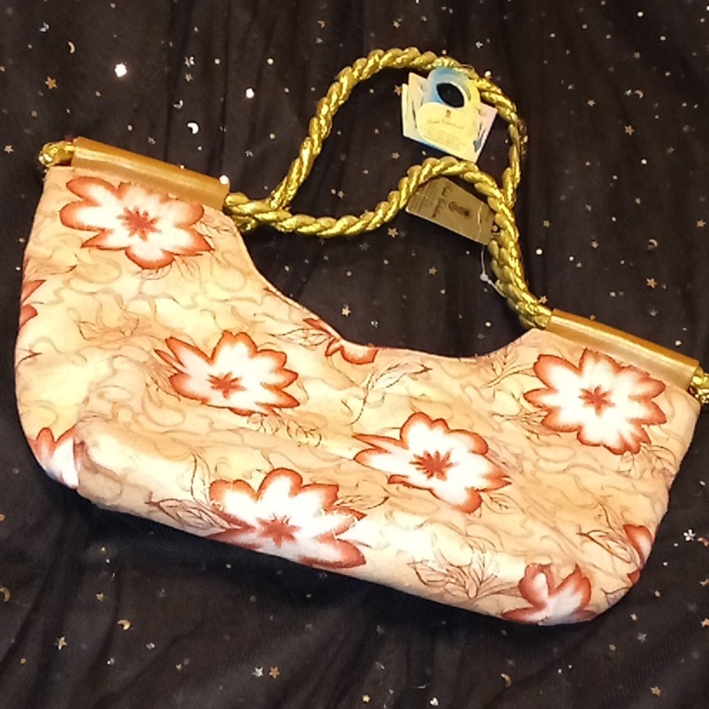 Purse - Picture 4 of 4